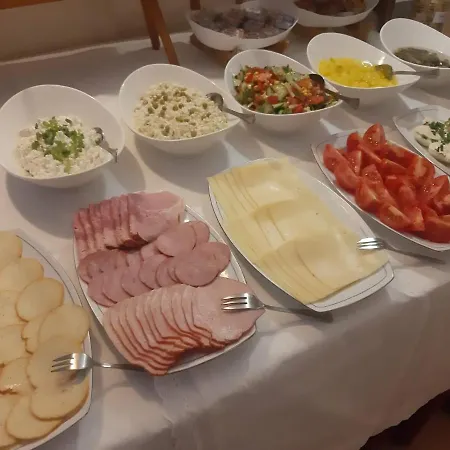 & Restauracja Glass מלון 2*