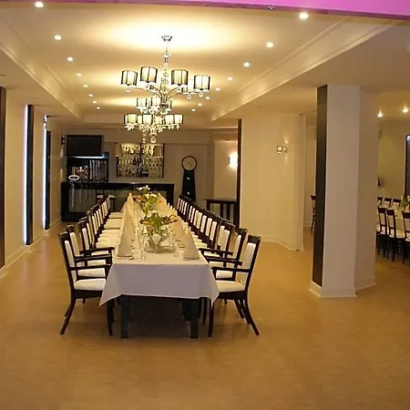 & Restauracja Glass Hotel Radom