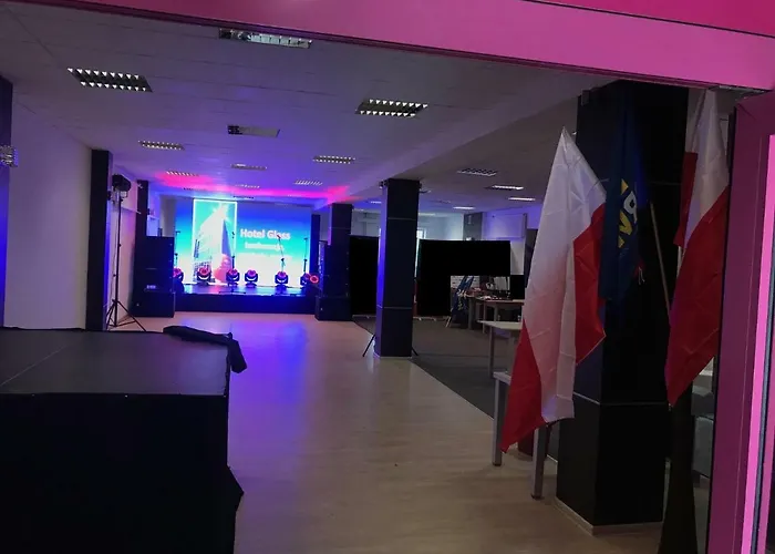 Hotel&restauracja Glass Hotel