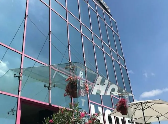 Hotel&restauracja Glass 2* Radom